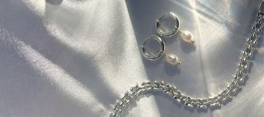 How to Store Silver Jewellery Properly